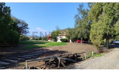 Espectacular Casa Colonial en Hacienda Chacabuco