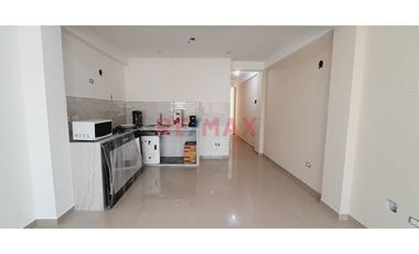 Comas - Bonito Departamento En Alquiler Con Acabados Impecables.