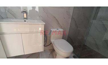 Comas - Bonito Departamento En Alquiler Con Acabados Impecables.