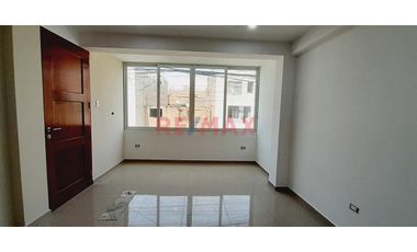 Comas - Bonito Departamento En Alquiler Con Acabados Impecables.