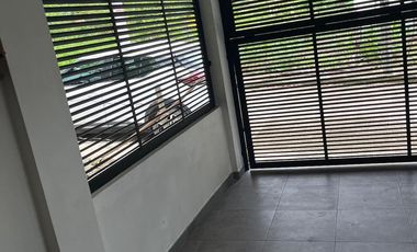 casa en venta en urbanización las palmas ii. Cod V13511