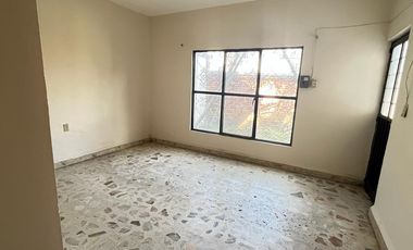 CASA EN VENTA A 3 MIN. DEL ZOCALO DE YAUTEPEC, MORELOS.