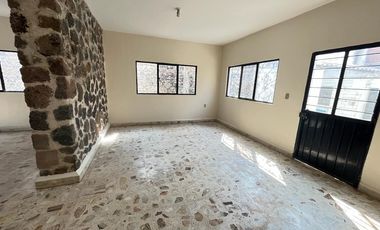 CASA EN VENTA A 3 MIN. DEL ZOCALO DE YAUTEPEC, MORELOS.