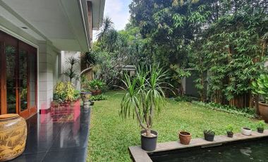 DIJUAL RUMAH LUXURIOUS MODERN CLASSIC, SEKOLAH KENCANA,PONDOK INDAH