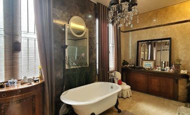 DIJUAL RUMAH LUXURIOUS MODERN CLASSIC, SEKOLAH KENCANA,PONDOK INDAH