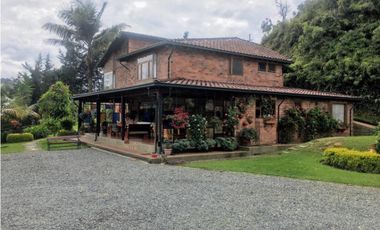 Casa Finca para la venta en el Retiro Antioquia