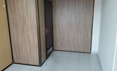 oficina en arriendo en centro. Cod A8756