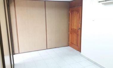 oficina en arriendo en centro. Cod A8756