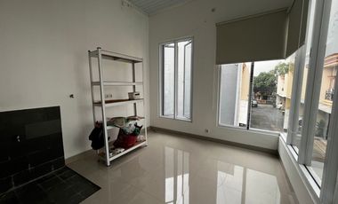 Rumah SHM LB 180 Siap Huni 8 Menit ke Mal Pekayon Dibantu KPR J-32844