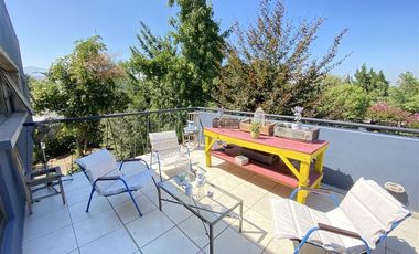 Casa en venta de 5 dorm. en Colina