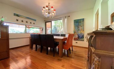 Casa en venta de 5 dorm. en Colina