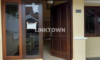 Disewakan Rumah Unfurnished di Taman Gaputra Surabaya Dekat Gwalk