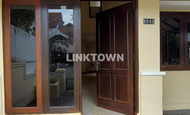 Disewakan Rumah Unfurnished di Taman Gaputra Surabaya Dekat Gwalk