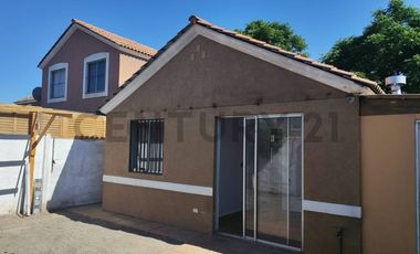 Se arrienda casa en barrio Los Ciruelos