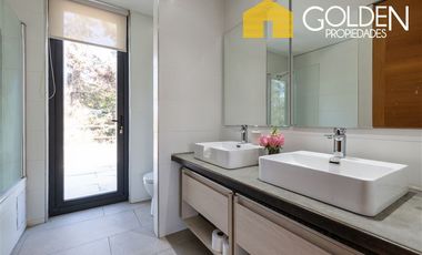 Casa en Arriendo en Casa Venta - Arriendo San Carlos Apoquindo / Las Condes