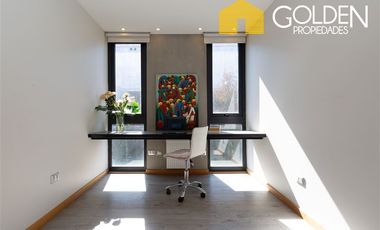 Casa en Arriendo en Casa Venta - Arriendo San Carlos Apoquindo / Las Condes