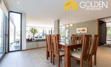 Casa en Arriendo en Casa Venta - Arriendo San Carlos Apoquindo / Las Condes