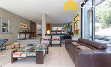 Casa en Arriendo en Casa Venta - Arriendo San Carlos Apoquindo / Las Condes