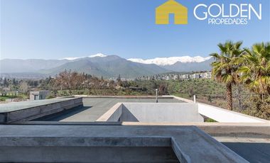 Casa en Arriendo en Casa Venta - Arriendo San Carlos Apoquindo / Las Condes