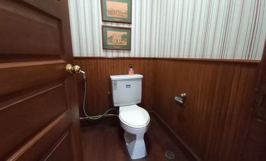 Rumah sewa di ciumbeluit dekat ke unpar