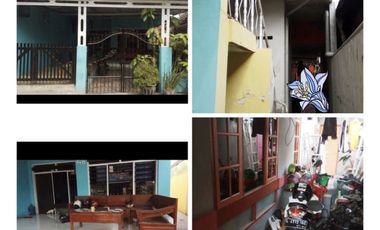 Dijual rumah bekas kos-kosan di menur, Surabaya.