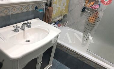 Casa  en Venta Caba / Buenos Aires (D038 1543)