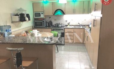 Casa  en Venta Caba / Buenos Aires (D038 1543)