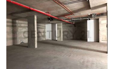 AMPLIO LOCAL ZOCALO DE 480 MT2 EN SAN DAMIAN