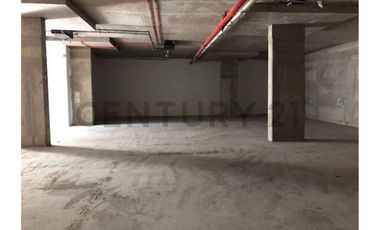 AMPLIO LOCAL ZOCALO DE 480 MT2 EN SAN DAMIAN