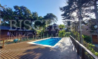 CASA EN VENTA EN CARILO