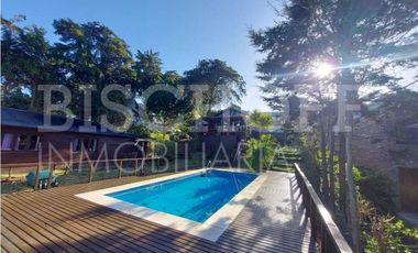 CASA EN VENTA EN CARILO