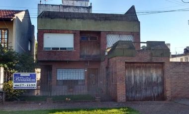 Casa en venta en Moron Sur