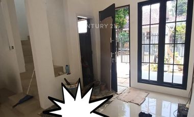 Dijual Rumah Cantik Strategis Di Kawasan Bintaro Sektor 3A