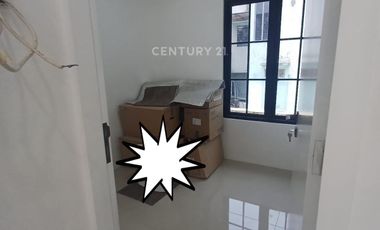 Dijual Rumah Cantik Strategis Di Kawasan Bintaro Sektor 3A