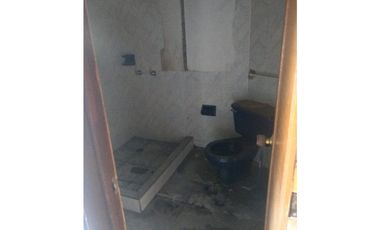 SE VENDE CASA COMERCIAL EN EL PARQUE PRINCIPAL