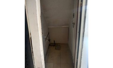 SE VENDE CASA COMERCIAL EN EL PARQUE PRINCIPAL