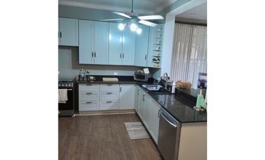 SE ALQUILA CASA AMOBLADA EN CLAYTON $5,000