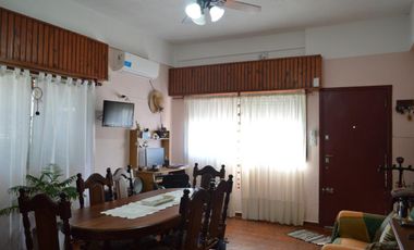 Casa en venta - 3 Dormitorios 2 Baños - Cochera - 450Mts2 - Santa Teresita