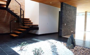 PR14405 Renta de casa en el sector El Atravesado