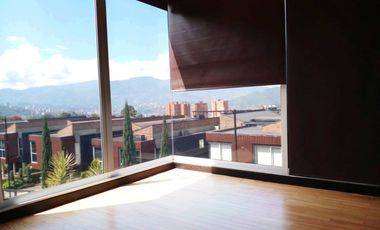 PR14405 Renta de casa en el sector El Atravesado