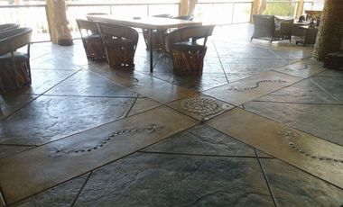 Rancho con caballerizas