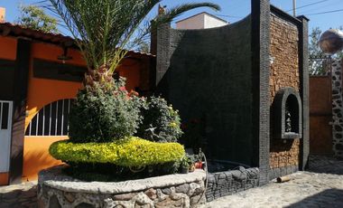 Rancho con caballerizas