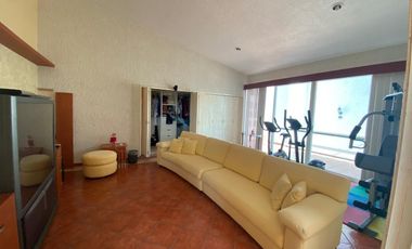 CASA EN VENTA EN FRACCIONAMIENTO LOMAS DE COCOYOC, MORELOS