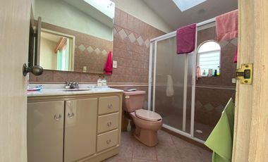 CASA EN VENTA EN FRACCIONAMIENTO LOMAS DE COCOYOC, MORELOS