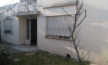 Casa para 2 Familias en venta en Wilde Oeste