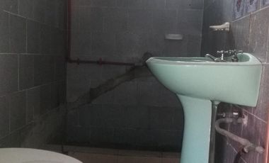 Casa para 2 Familias en venta en Wilde Oeste