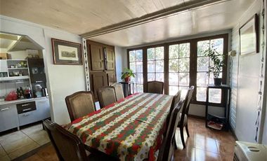 Casa venta 6D/2b + Galpon en terreno 1.500 m2 en I. de Maipo