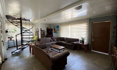 Casa venta 6D/2b + Galpon en terreno 1.500 m2 en I. de Maipo