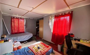 Casa venta 6D/2b + Galpon en terreno 1.500 m2 en I. de Maipo