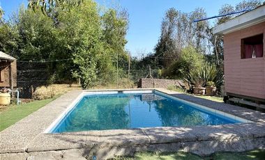 Casa venta 6D/2b + Galpon en terreno 1.500 m2 en I. de Maipo